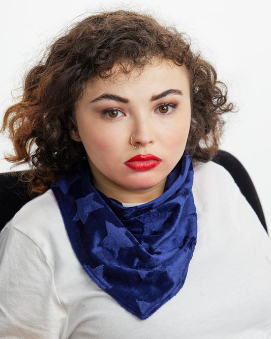 Triangle Reversible Bandana Bib with Snaps- Americana Navy Embossed Star